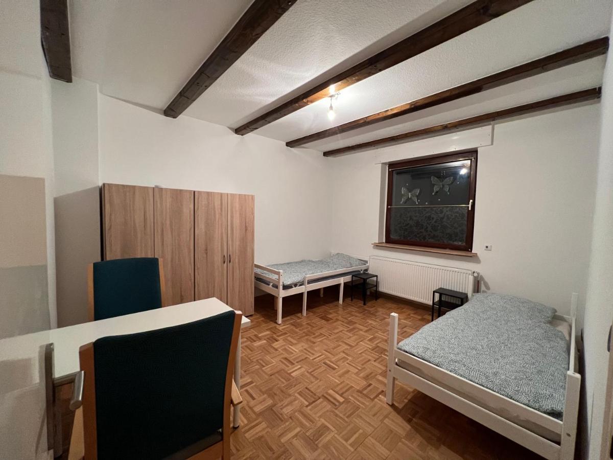 Duisburg Feelhome, Flughafen Nah,3-Schlafzimmer, Dusche Ebenerdig, Zentral, Wifi, Ground Floor Exterior photo